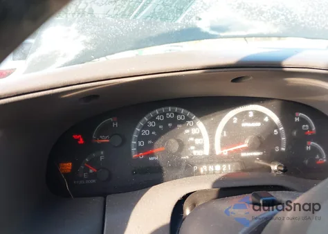 2002 Ford F-150 Lariat/Xlt z USA, uszkodzony, nr VIN 1FTRW07L82KB81362